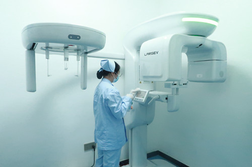 深圳维港口腔日常CT室消毒