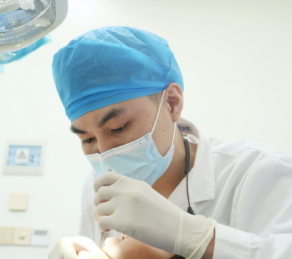 深圳维港口腔 深圳维港口腔