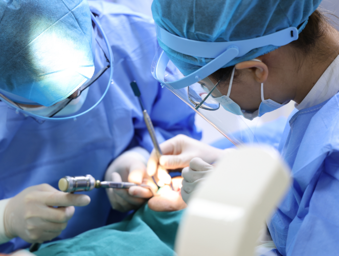 深圳维港口腔连锁