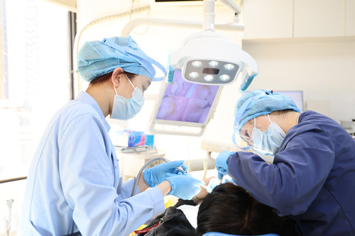 深圳维港口腔补牙 深圳维港口腔补牙
