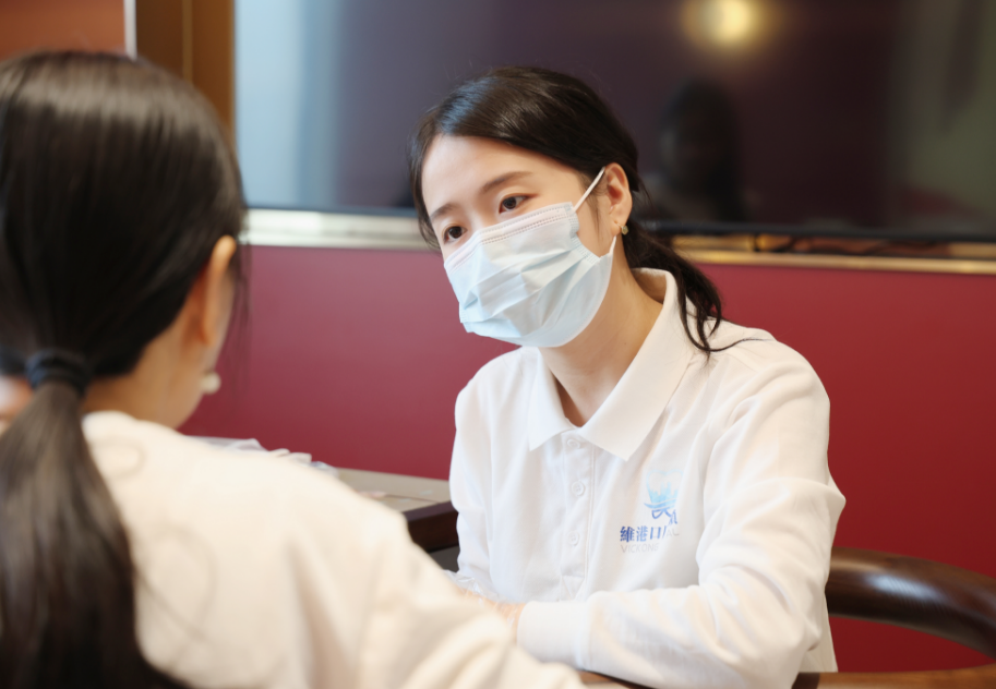 維港口腔公益活動現場