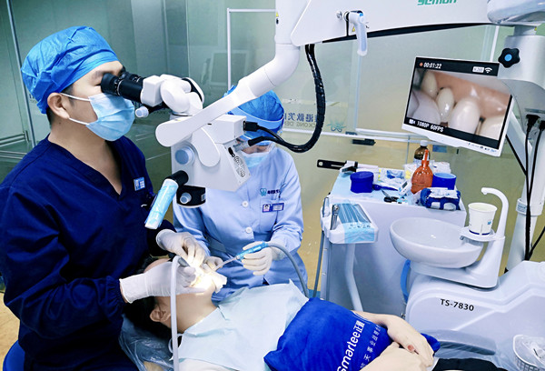 維港口腔顯微鏡