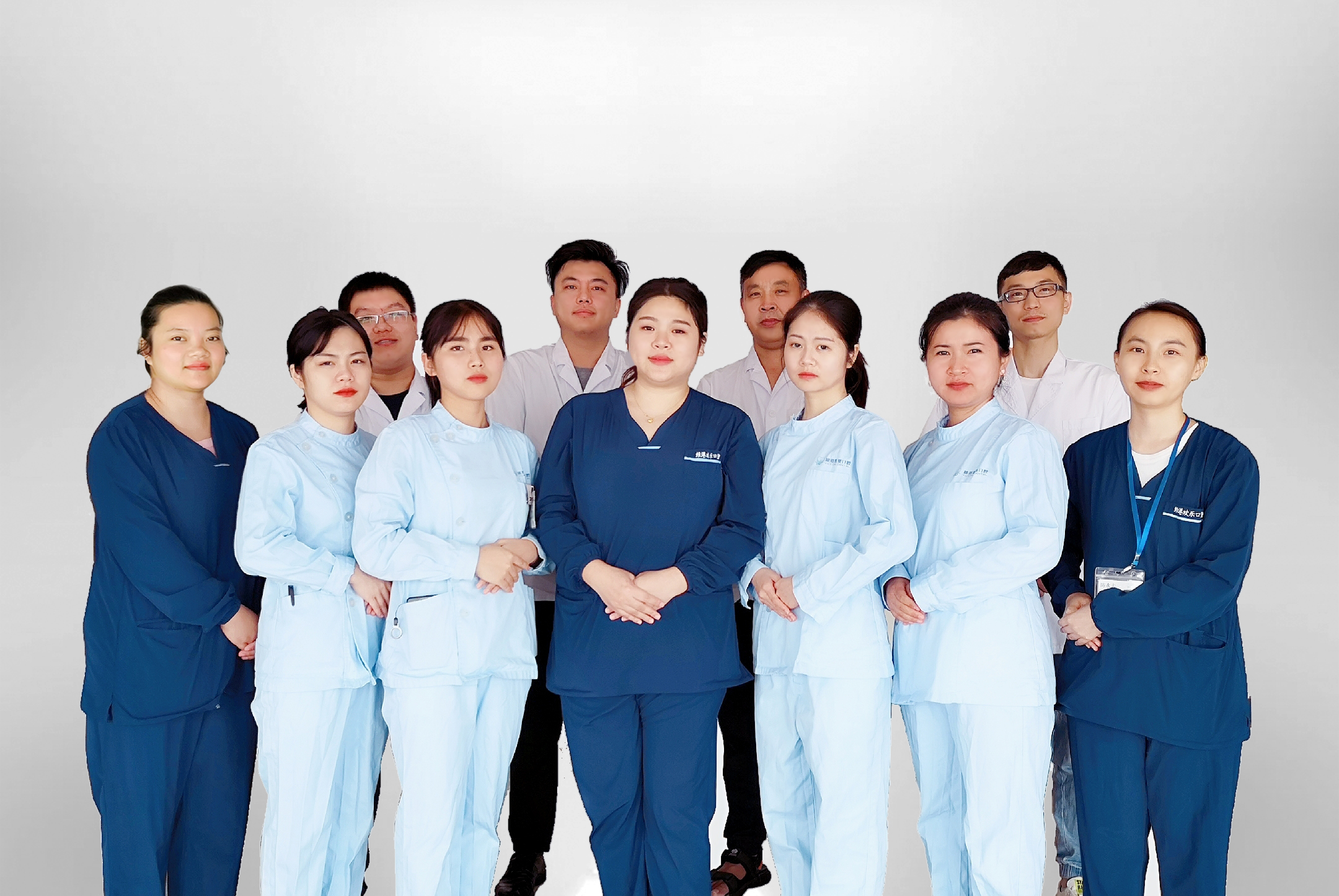 維港歡樂口腔全體醫護人員祝“中國醫師節”快樂!